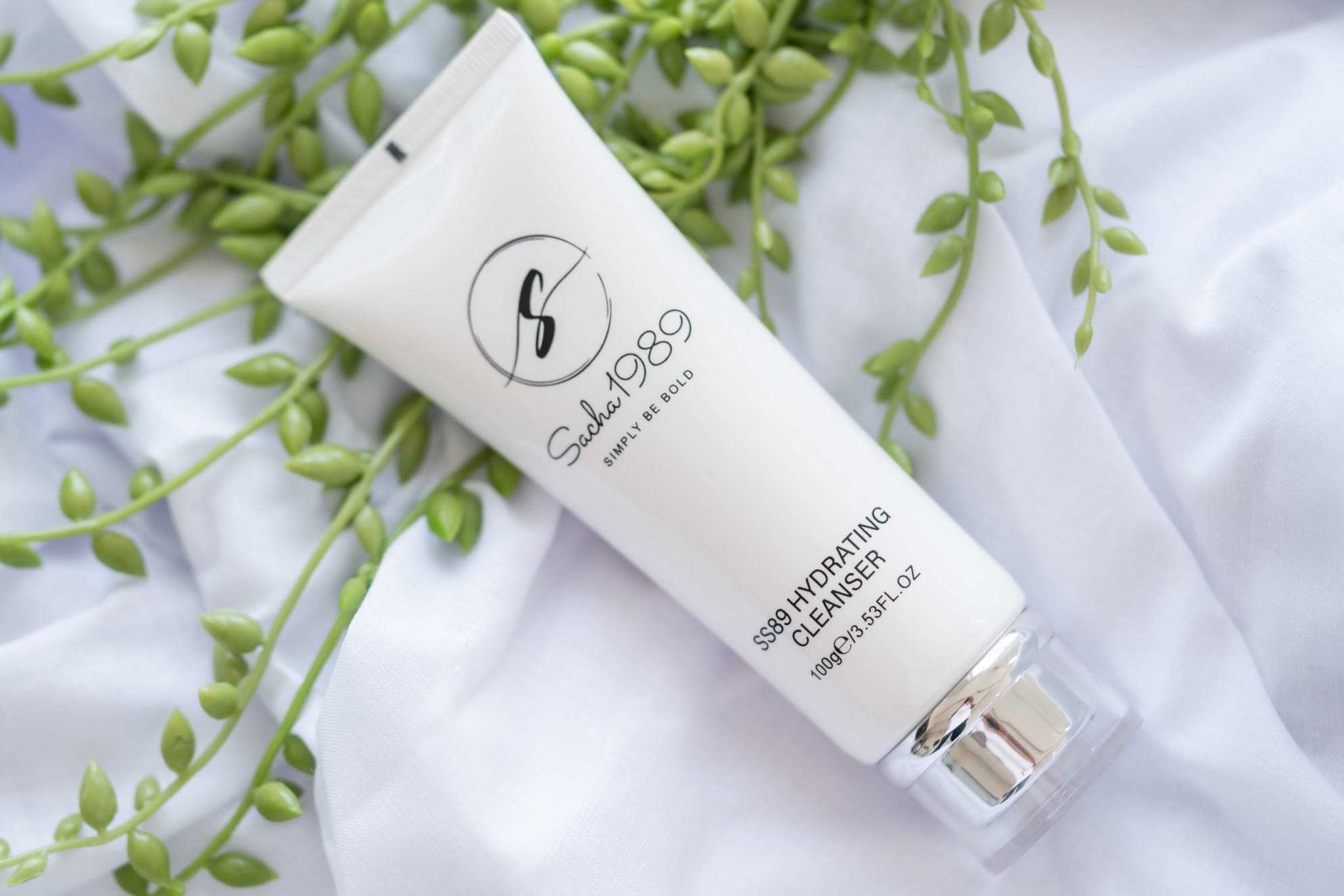 Second image of Day and Night Hydration Cleanser - CAN BE PURCHASE INSTORE